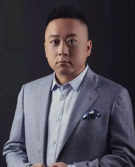 悬疑探险小说排行榜_悬疑冒险小说《拼图游戏》出版(2)