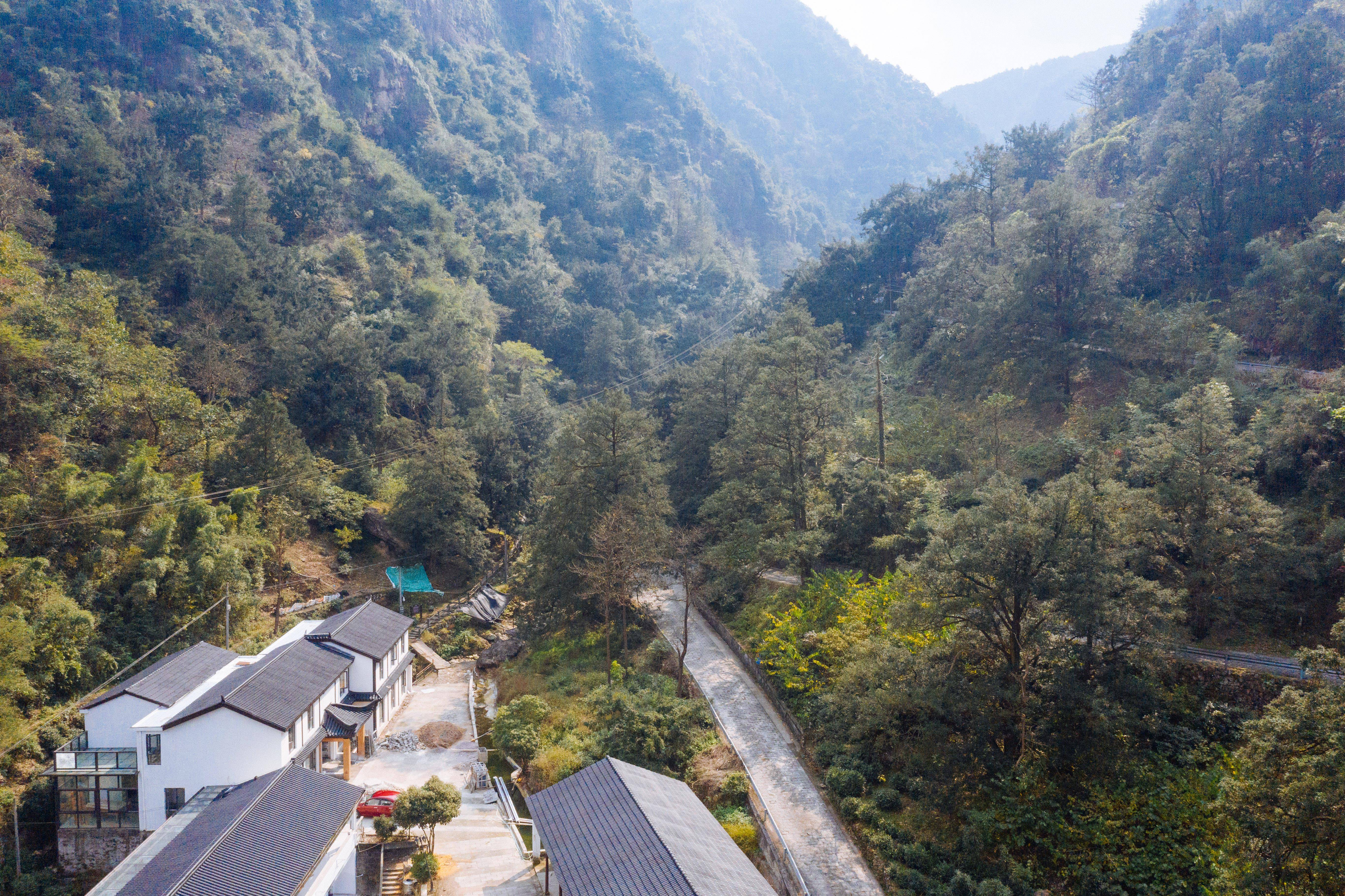 口景區:免費,視野開闊有沿河步道,舜王廟主體建築木樑雕花,石刻精美