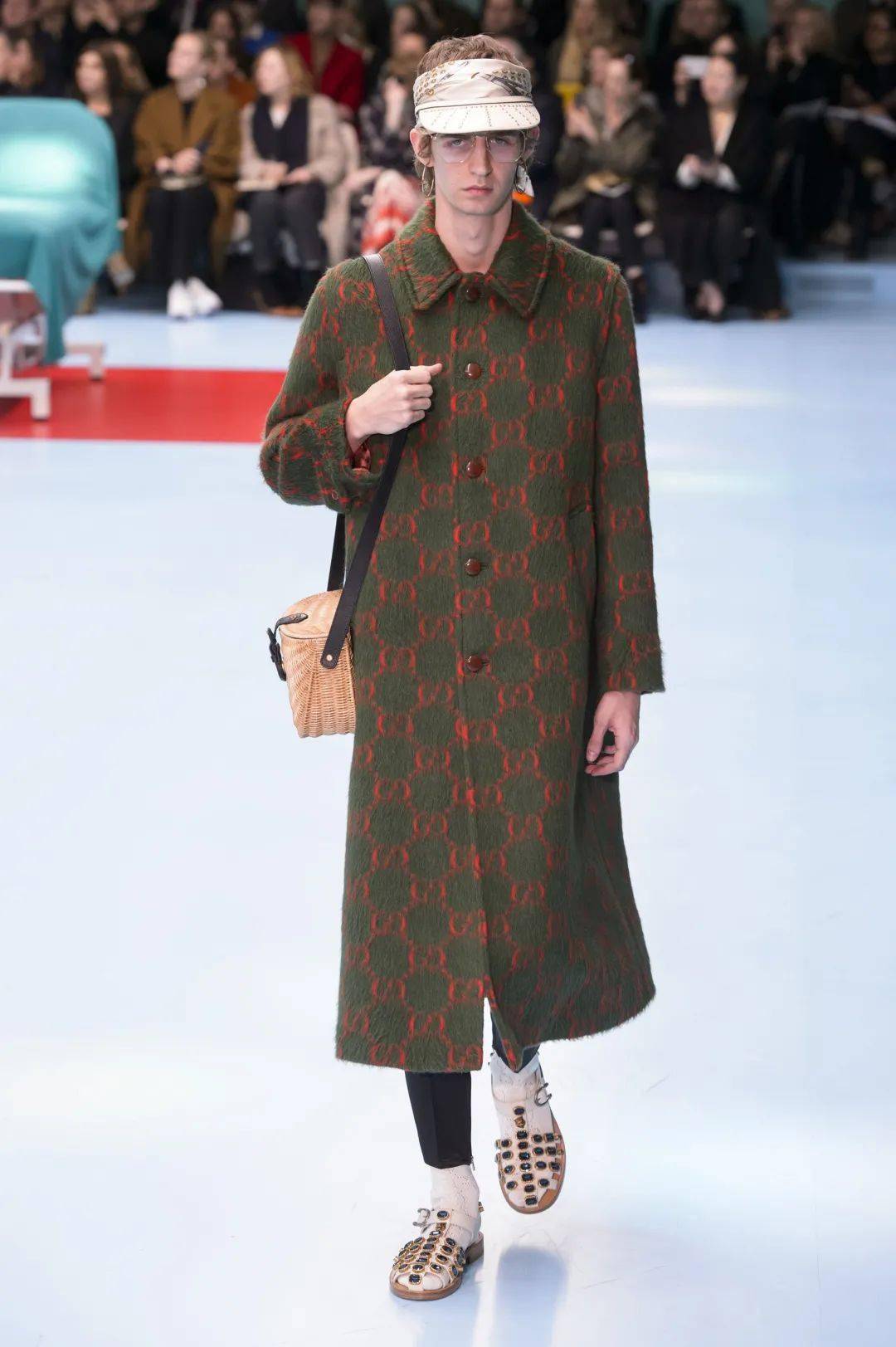 米兰女装【秀场】回顾Gucci 2018秋冬米兰女装