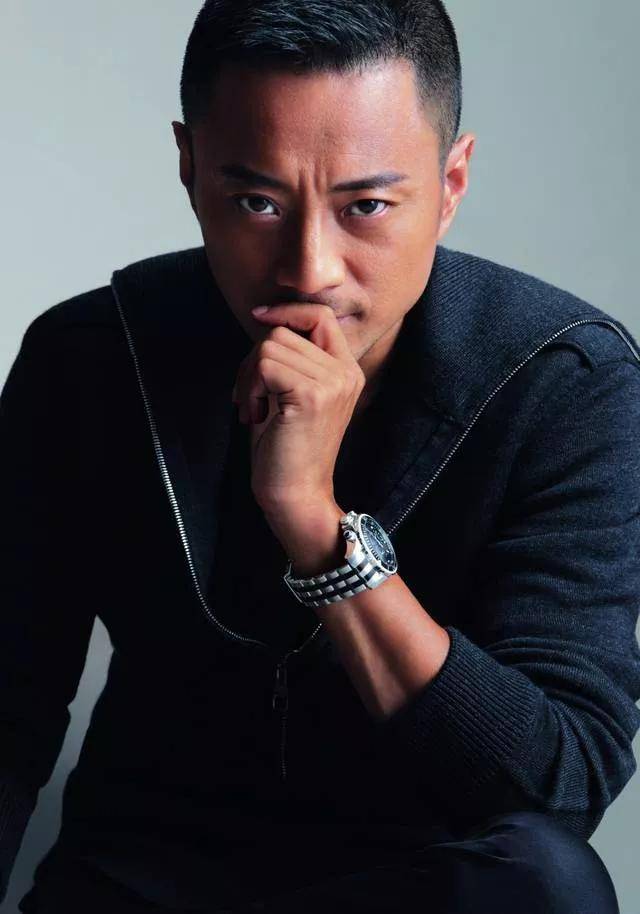 36岁出道,44岁拿影帝,"铁血硬汉"张涵予,娱乐圈一股清流