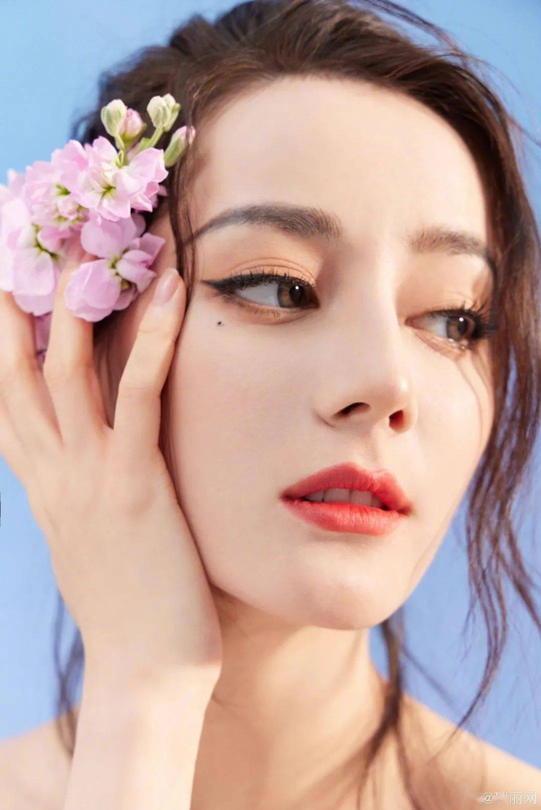 整体女明星们不费力就拥有的特别感，到底靠的是什么