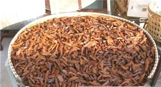 天气|邵阳农村晒红薯片的季节,童年时的回味!