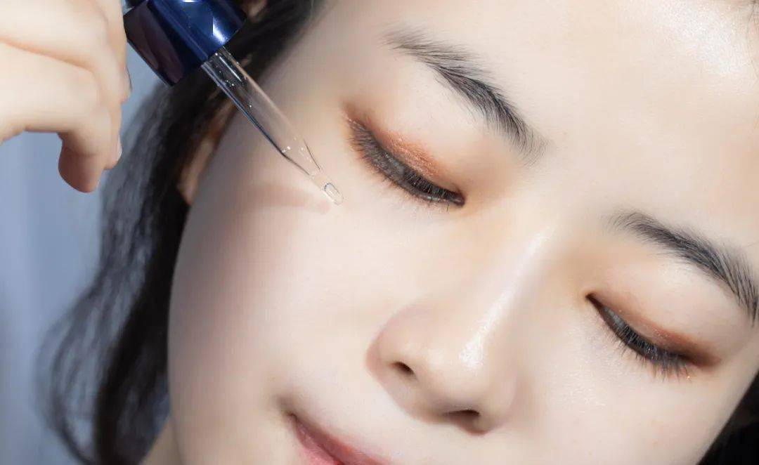 凯特36岁艳绝皇室？英国王妃凯特近照美翻！网友看到键盘都敲烂了