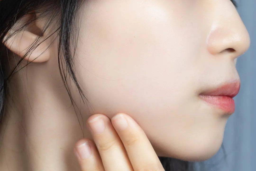 凯特36岁艳绝皇室？英国王妃凯特近照美翻！网友看到键盘都敲烂了