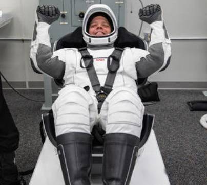 机器人|从1.2万名应征者中脱颖而出 NASA选出10名预备宇航员