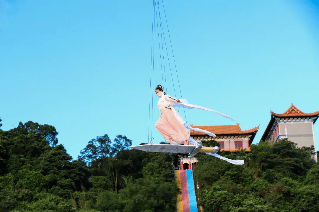 御剑飞行,观音山飞天威亚又出新花样,带您穿越仙侠世界!