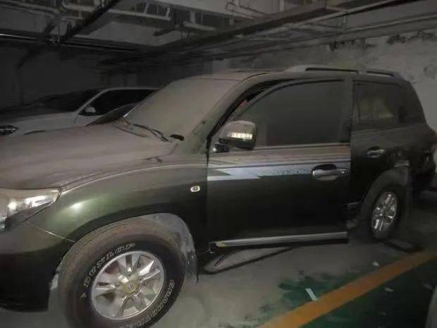 鲁qh2222丰田霸道任虹郡路虎任井民鲁qh888u别克任海昌拍卖