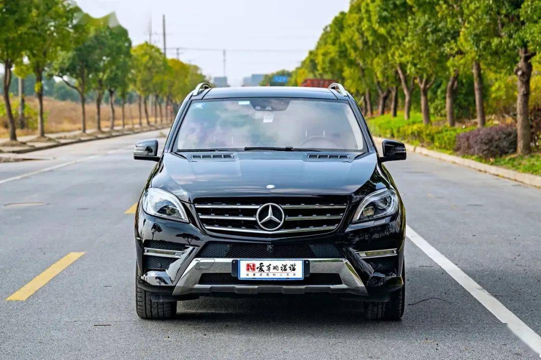 路试笔记扑面而来的大奔气场顶配ml400不容小觑的实力与二手性价比