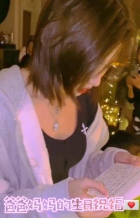 苹果妹妹图片 88743467539f4db29ca00042e6623afd.jpeg