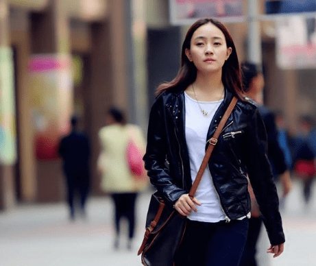 张翰为兄弟焦俊艳庆生网友一土到底的你总算换衣服了