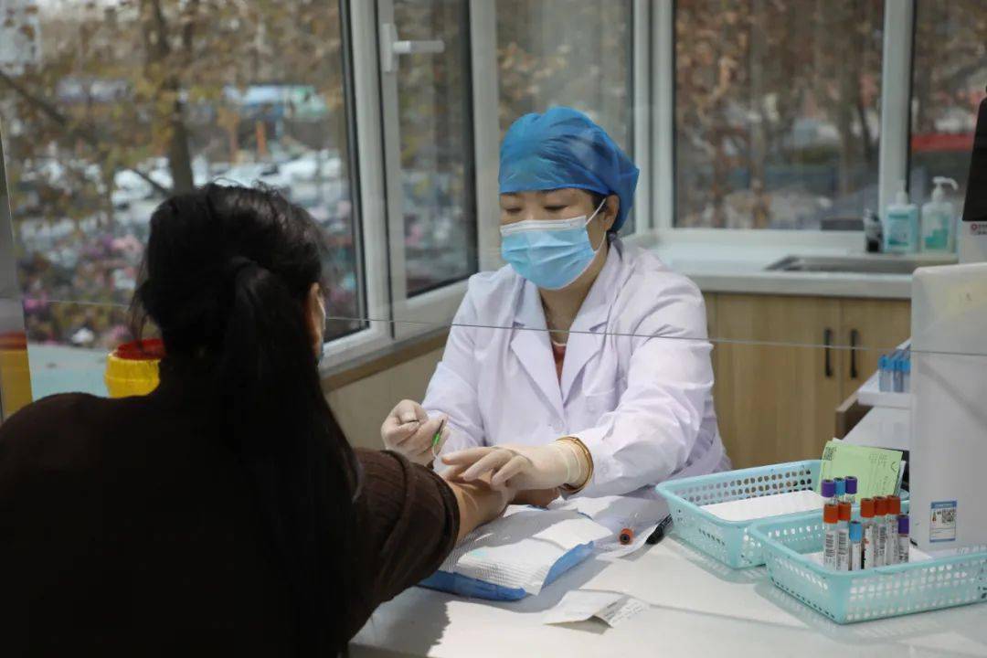 沙河:人民医院采血大厅焕新启用!