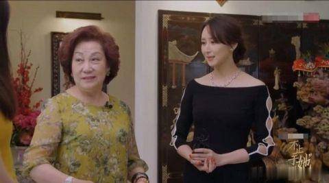 优雅干练的贵妇人,因胡静夫妻工作繁忙的缘故儿子朱晓阳经常到奶奶家