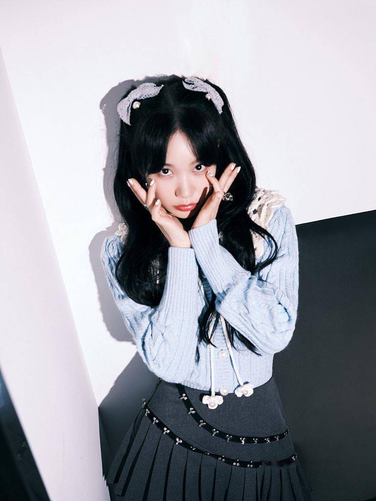 徐梦洁学院派气质大片清纯如风动作搞怪卖萌秀小女生活泼面