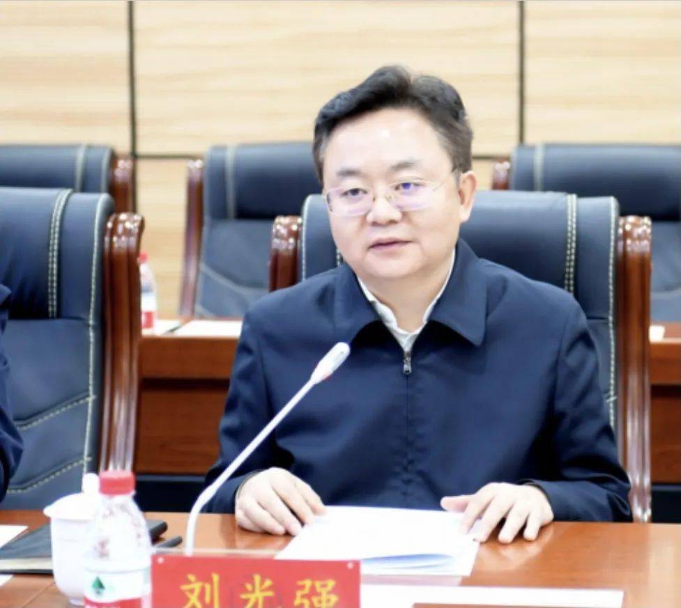 德阳市委副书记市长刘光强一行来校考察调研