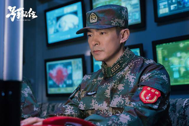 号手就位正在热播于波军装引发回忆热潮