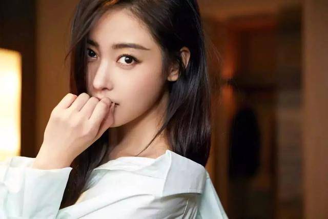 到底什么是真正的美呢 34fbaf5a365a451ca9b8ab6f76f8bf83.jpeg