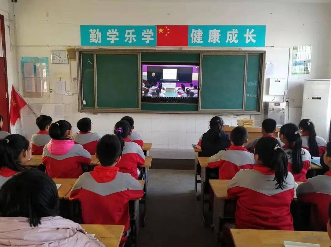 赵寨子中心小学图片