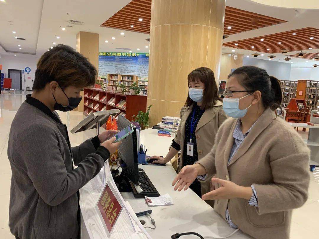 图书馆员vlog丨带你揭秘图书管理员的一天