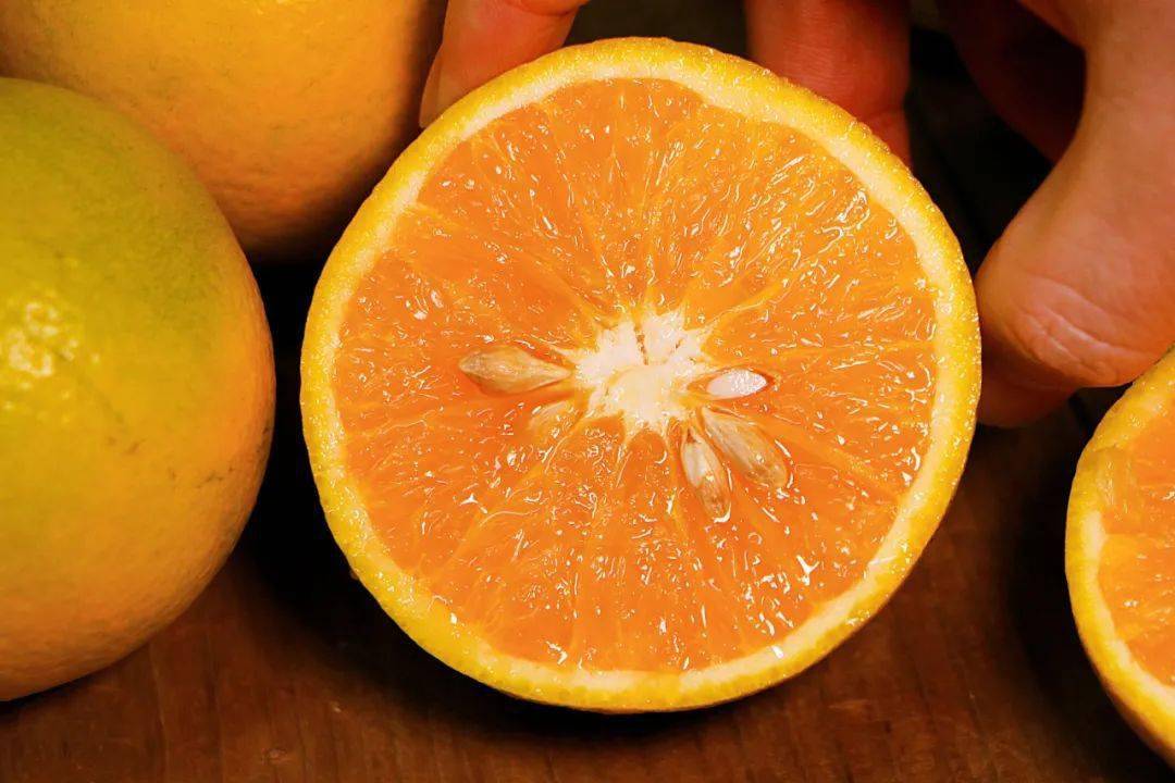 被誉为"人间仙桃","国宴佳果","中国橙王"的红江橙,作为我国柑橙的新