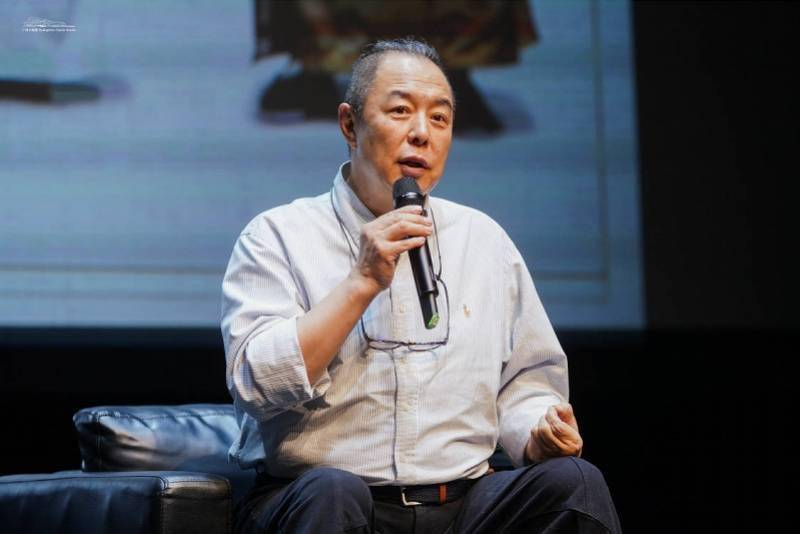 张铁林|“铁三角”再现:张国立王刚张铁林同台演绎《断金》广州上演