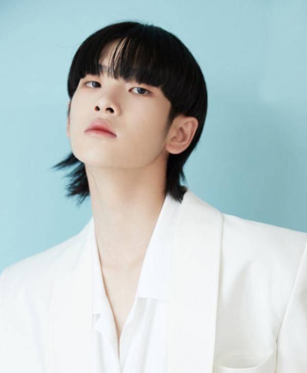 其实小编在两年前就周震南的印象非常深,周震南刚刚