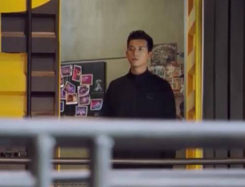 黄昏周传雄《黄昏》背后的故事盗版成就了周传雄网友不可思议