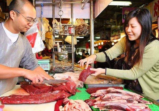 現在的科技是已經能夠善牛肉都可以不用牛的肉去製作,而可以用其他的