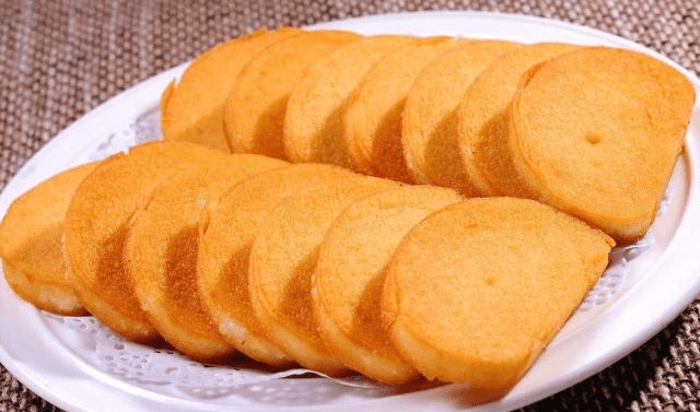 炸馒头片为啥总是又硬又油多加一步外酥里嫩不油腻特好吃