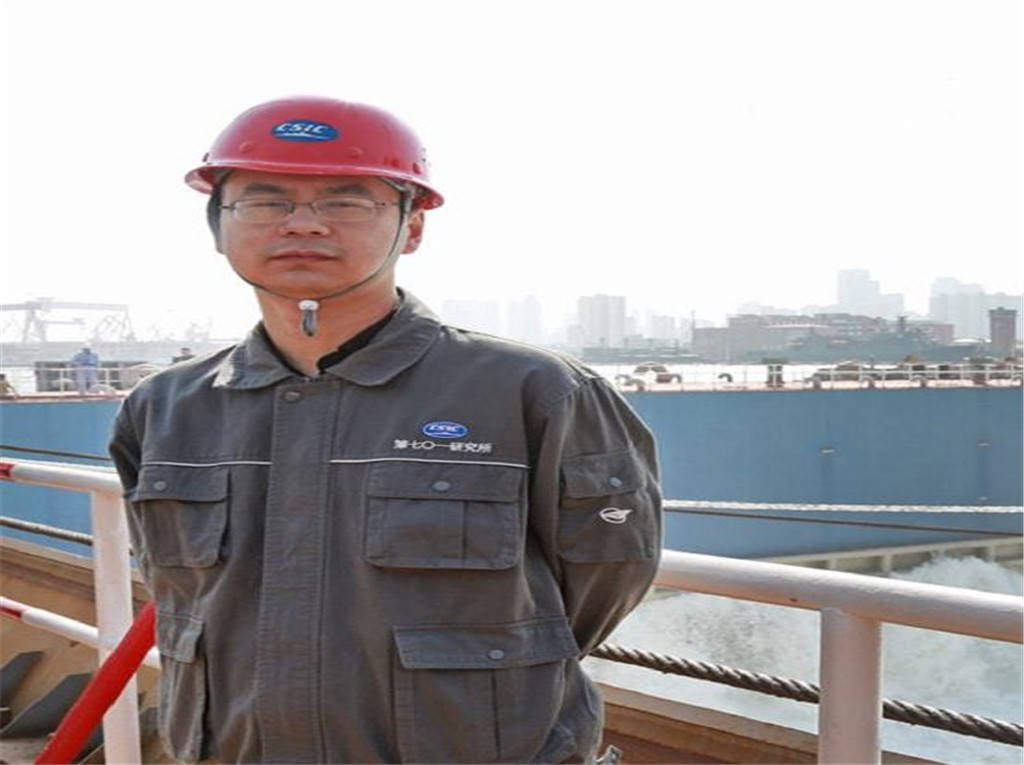 他年仅25岁就参与航母制造,立下汗马功劳,堪称"国宝级天才"_王硕威