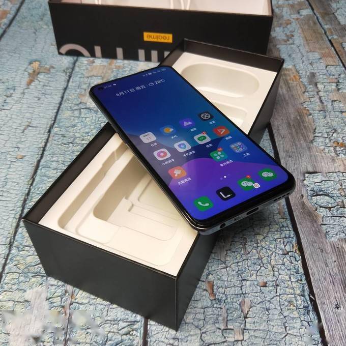 oppo不再低调,天玑1200只要1499元,还有三星屏 65w快充_该机_机型_neo