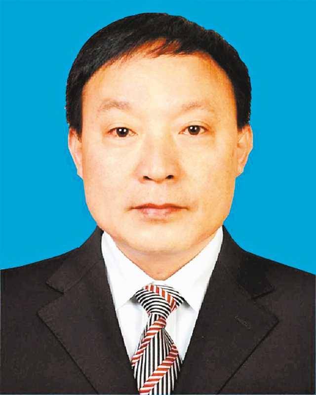 中共秀山土家族苗族自治县委书记 王杰秀山素有"武陵明珠"和"小成都"