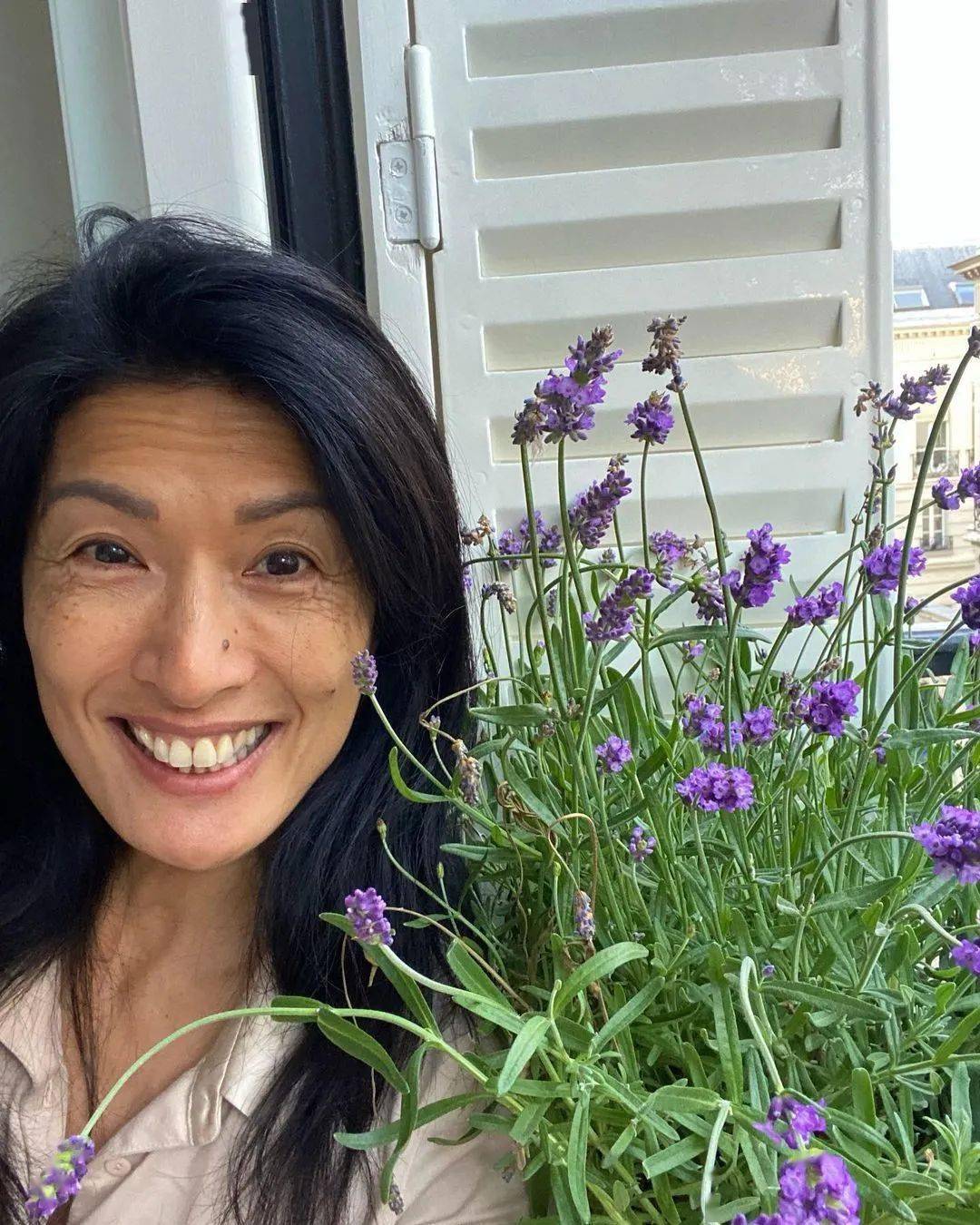 Hubert50岁又怎样？她活出了所有女人都想成为的样子
