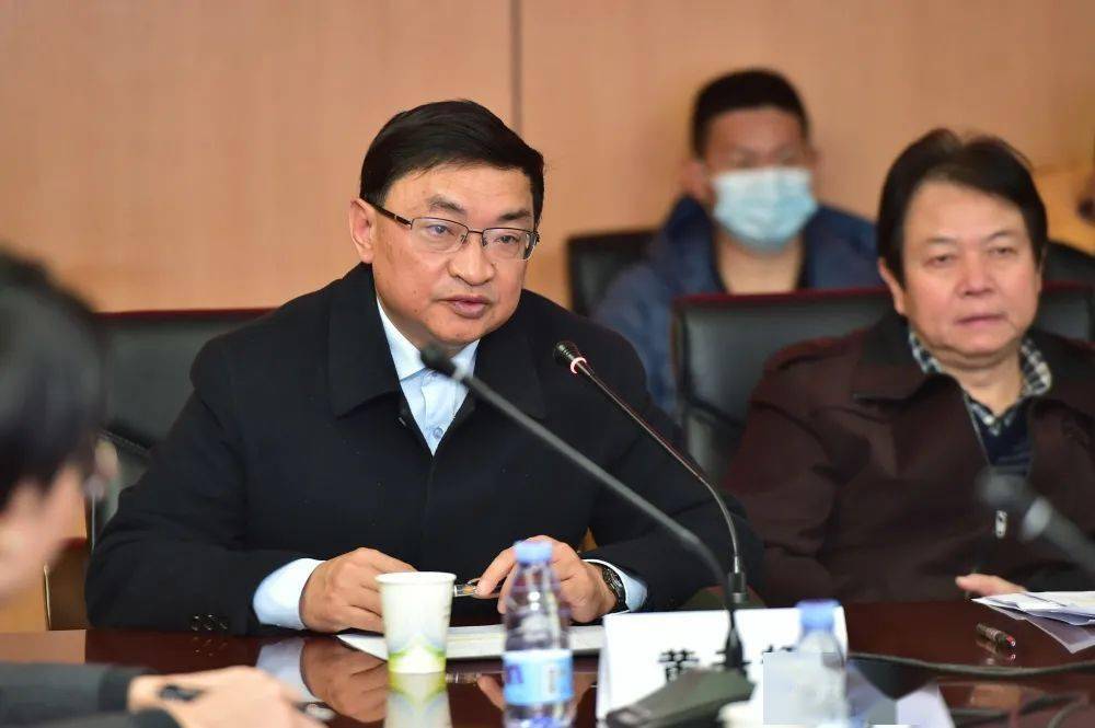 杨宇副会长在致辞中希望云南省胃癌诊治及管理的各位同道借助云南省