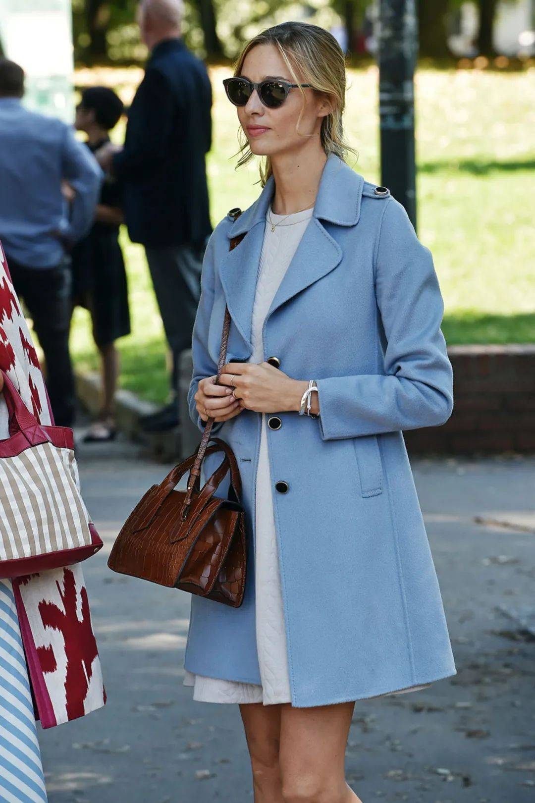 彩虹屁 | 摩洛哥"隐藏王妃"beatrice的衣品,怎么品都很对劲!