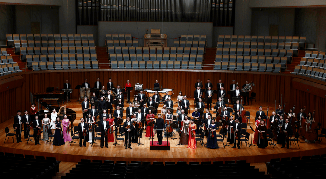 中国电影乐团上下滑动查看中国电影乐团(又名:中国广播电影交响乐团)