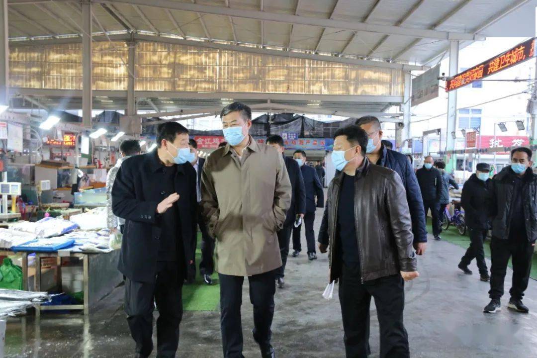 区委书记殷锡瑞:确保不折不扣完成这项工作!