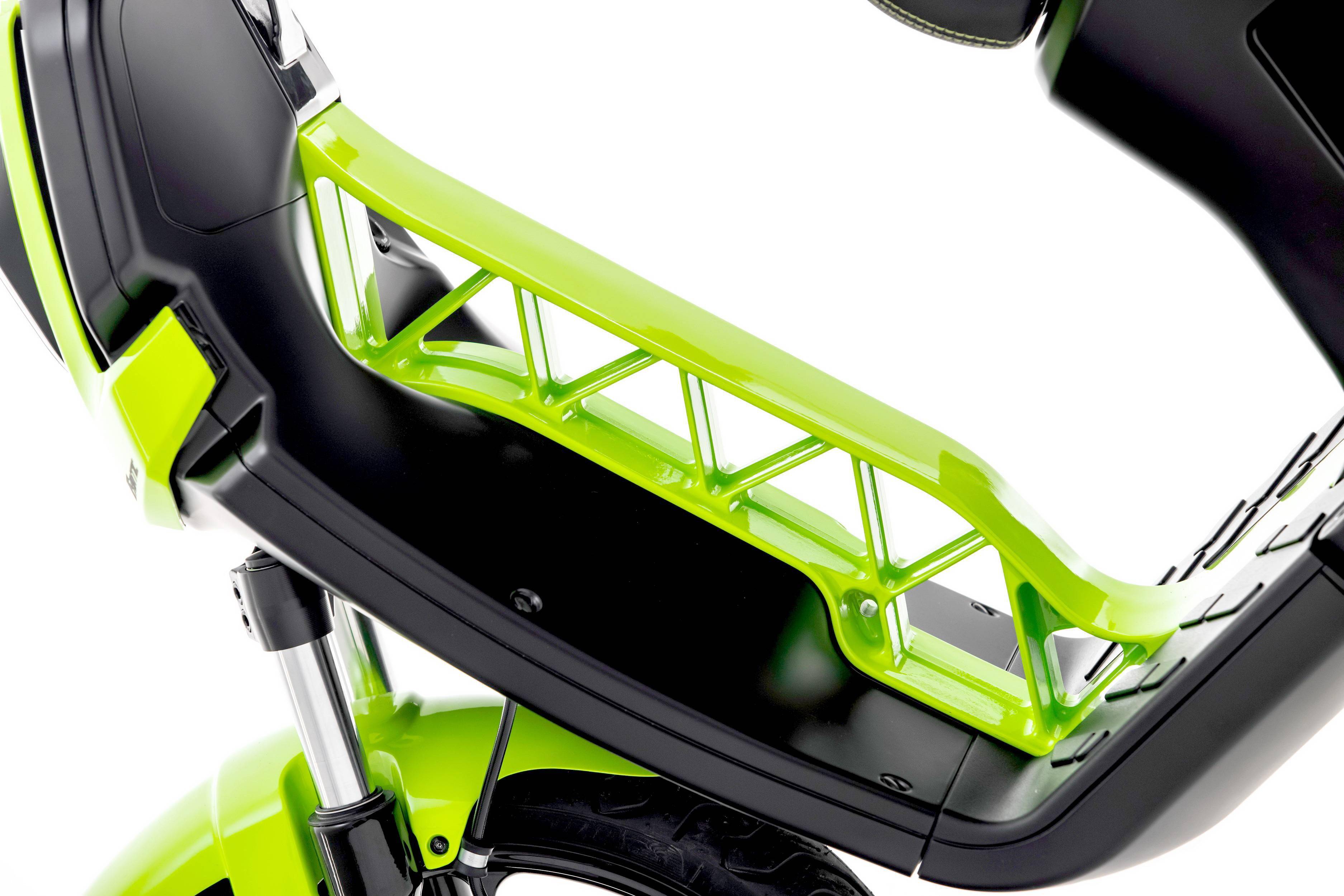 简讯:fantic 电动踏板 e-scooter,mv 奥古斯塔电动滑板