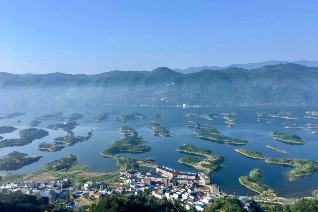 中国乡村游体验湖北险山乐水坐享茶园清新茶韵