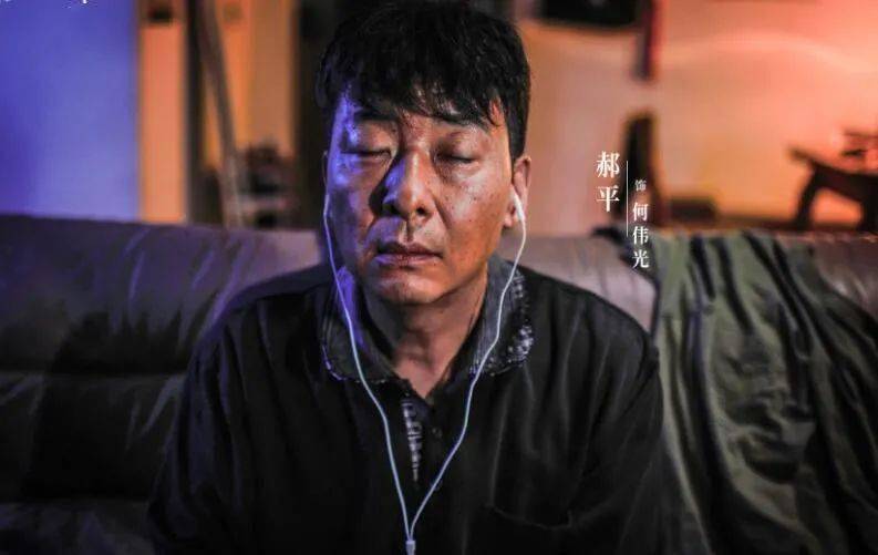 热度极速攀升播放量即将破亿一起沉浸式追凶