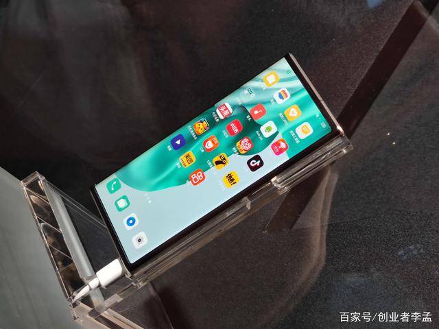 vivo卷轴屏手机专利通过认证右屏可自动收回或将明年发布