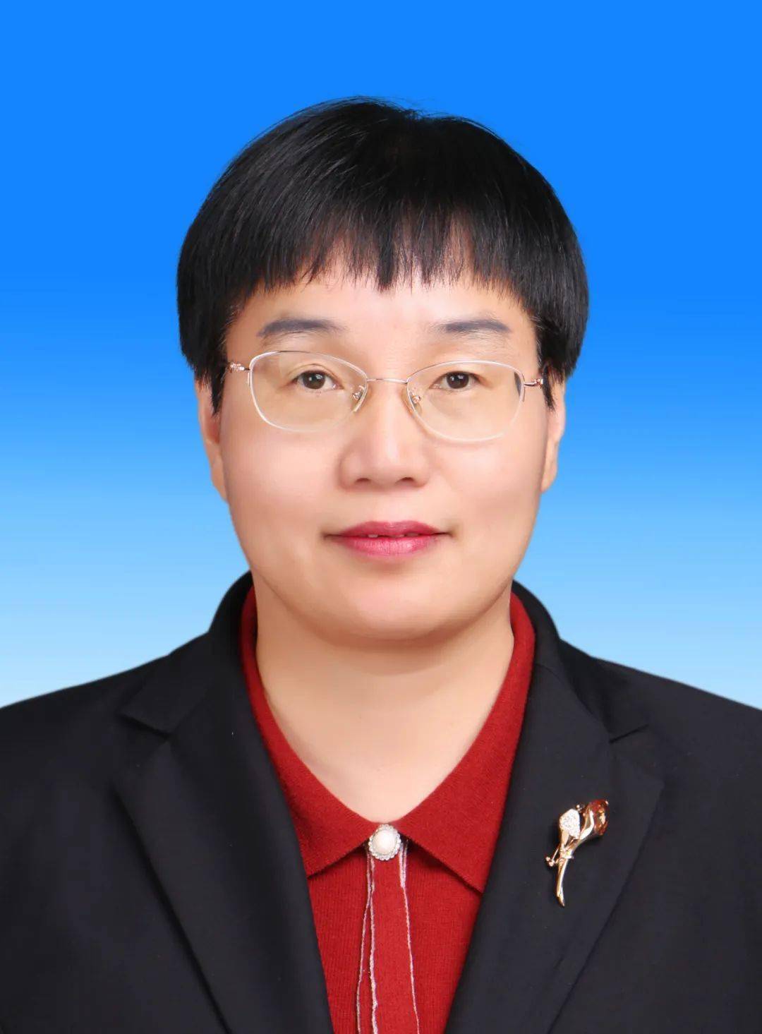 柳 渊李润元张金荣常亚霖任晓敏点击上方"阿克塞县融媒体中心"可以