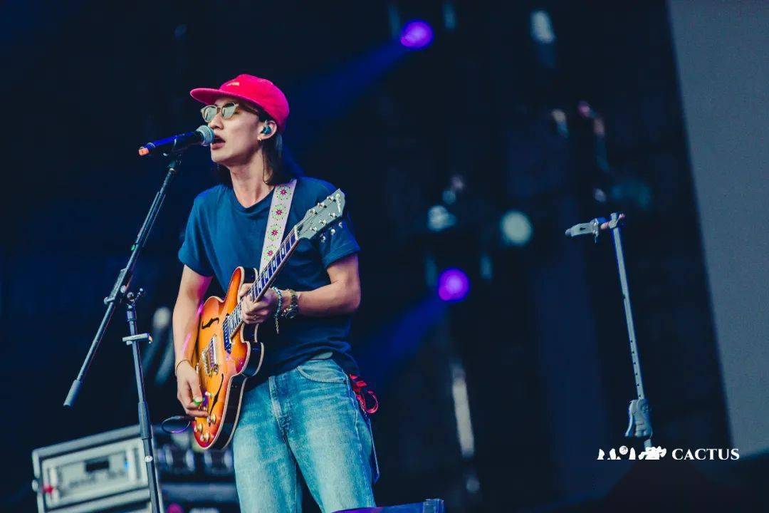 红唐店 | 今晚回春丹乐队《耳鬼出风》巡演苏州站 "艾蜜莉"特调上线
