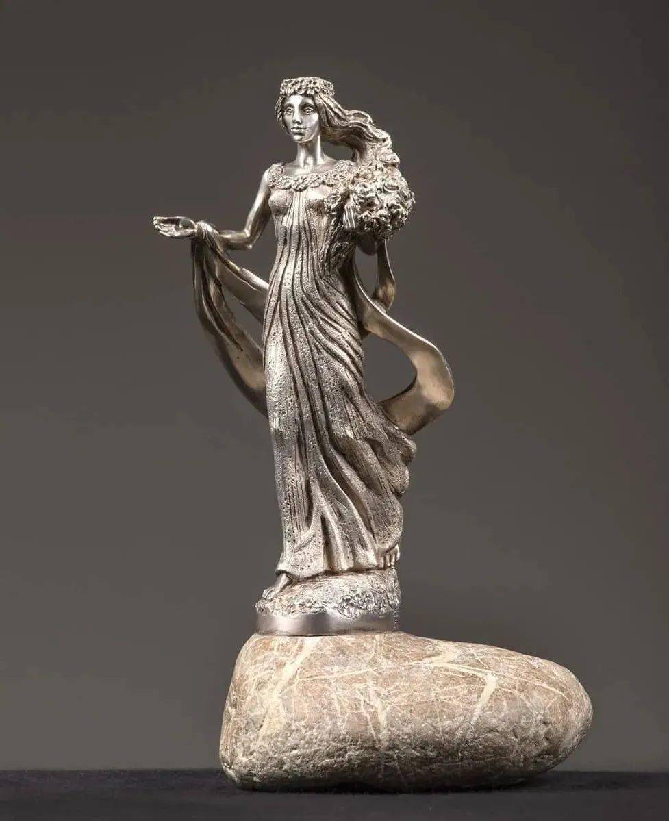 艺术表达的灵性elenabezborodova