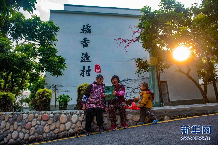 长江|这个小渔村不卖鱼 改卖好风景