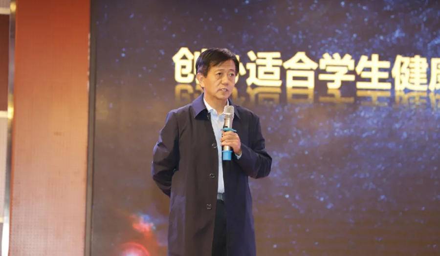 走到哪里都发光潍城区教体局局长韩吉东坚守初心擦亮教育品牌