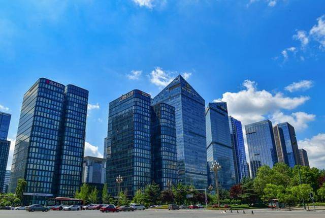 中国帅哥省份排行榜_中国最新50强城市排名!2大黑马杀出2个城市掉队