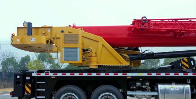 都同样是14吨配重的吊车中联55和三一的新55怎么选