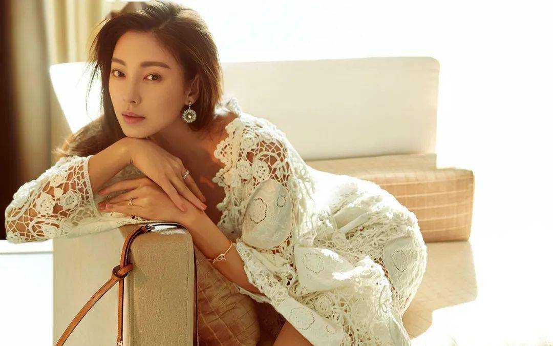 鞠婧祎整容被封杀倪妮陈坤感情张雨绮收割小鲜肉魏晨结婚王安宇背景深