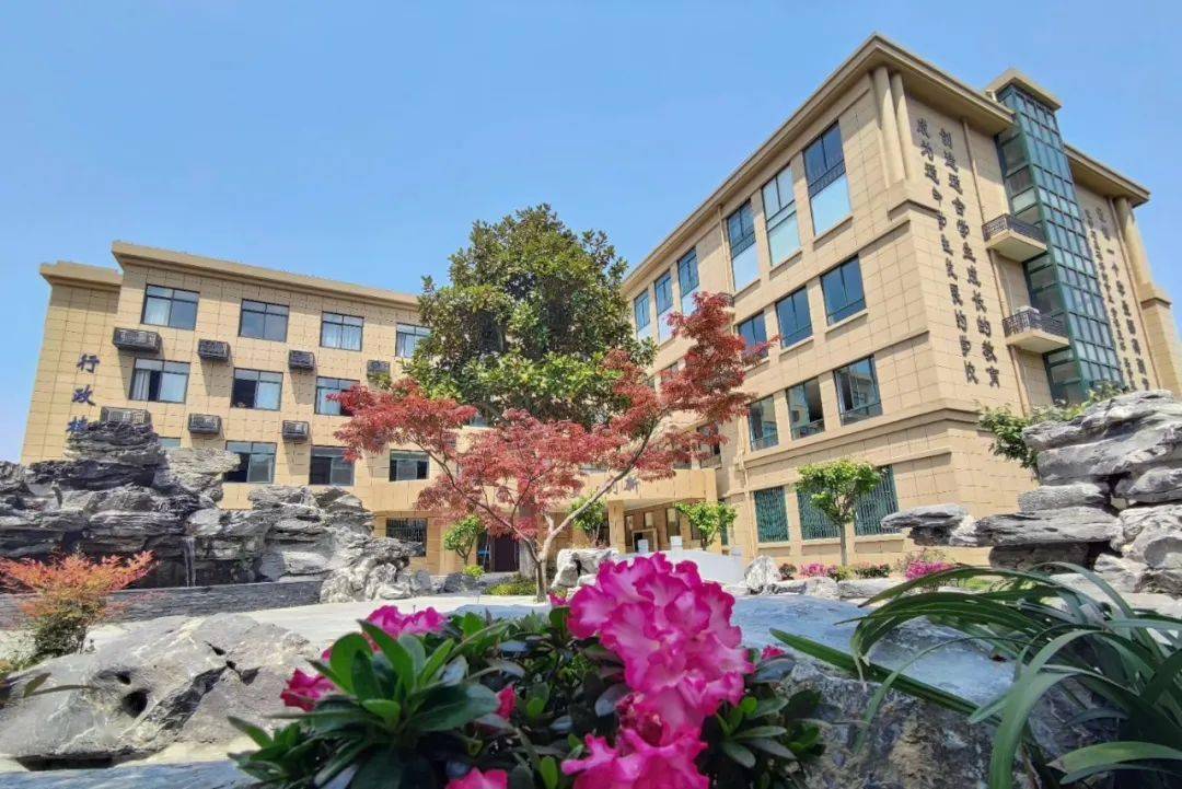 让学生拥有更加美好的人生 ——杭州东方中学打造"洁美校园"_文化人