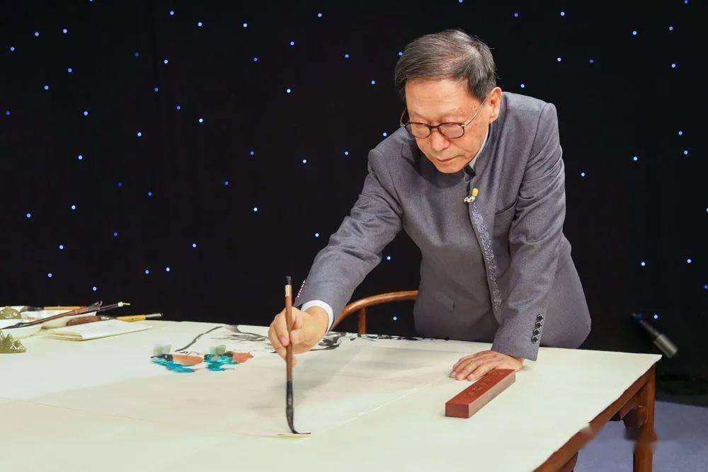 《一幅画的诞生》是书画频道精心策划的全新系列短视频节目.